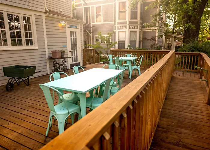 Walnut Street Inn