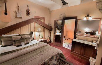 Bed & Breakfast Walnut Street Springfield
