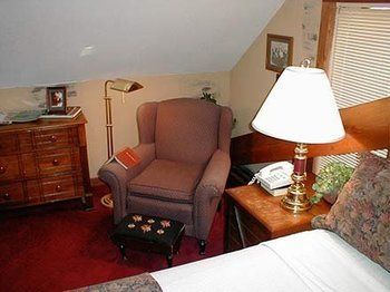 Walnut Street Couette-café 3*