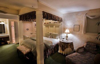 Walnut Street 3* Springfield