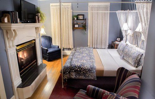 Walnut Street 3*